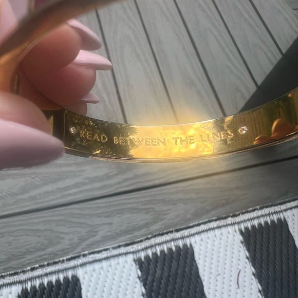 Kate Spade - read between the lines hinged bangle - Picture 7 of 7
